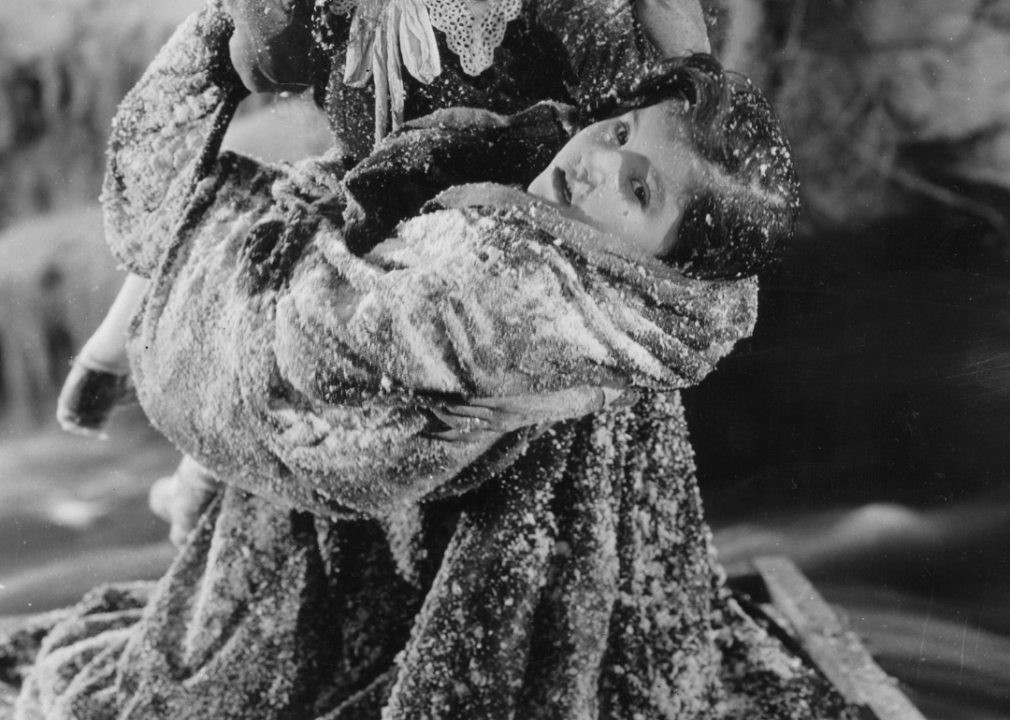 1927: Lassie Lou Ahern